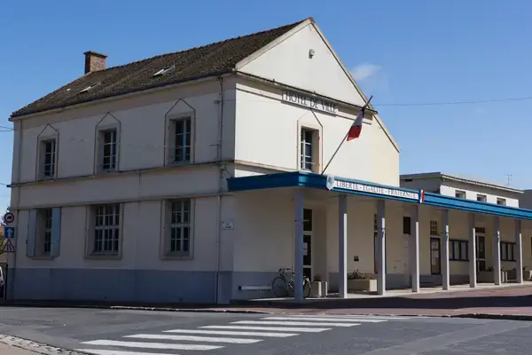 Abri Piscine Rétractable Spécialiste abri de piscine Ballancourt-sur-Essonne