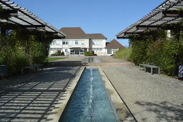 Abri Piscine Rétractable Spécialiste abri de piscine Bellerive-sur-Allier