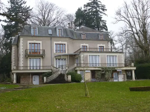 Abri Piscine Rétractable Spécialiste abri de piscine Bois-le-Roi
