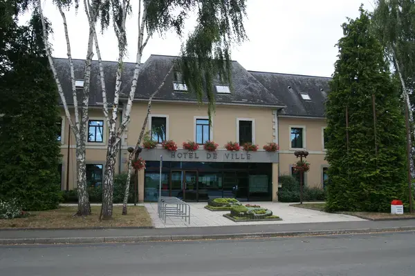 Abri Piscine Rétractable Spécialiste abri de piscine Bonchamp-lès-Laval