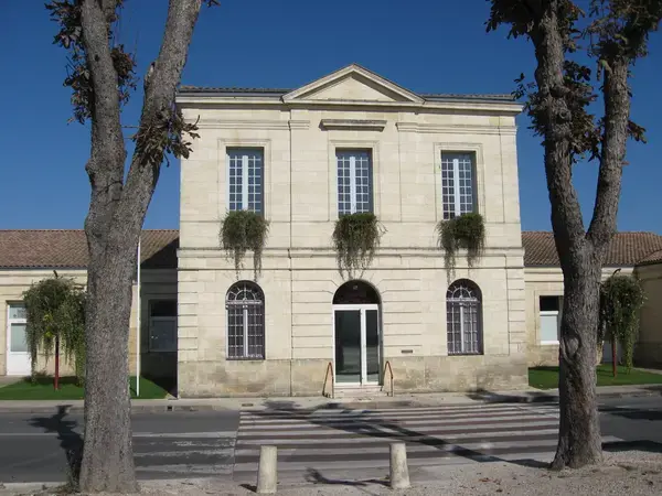 Abri Piscine Rétractable Spécialiste abri de piscine Cadaujac