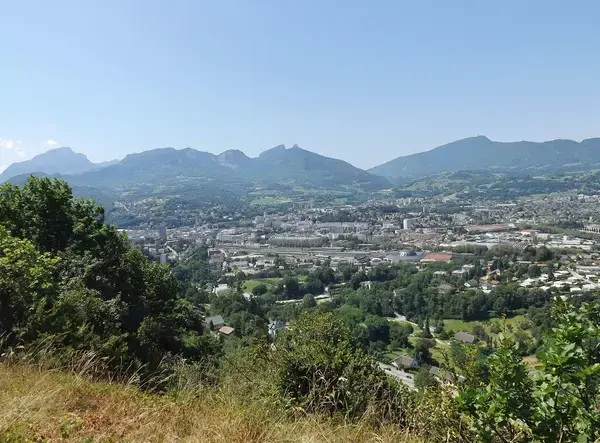 Abri Piscine Rétractable Spécialiste abri de piscine Chambéry