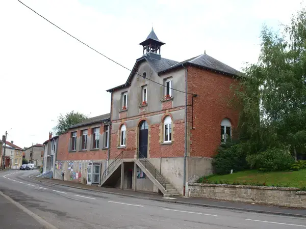 Abri Piscine Rétractable Spécialiste abri de piscine Falaise