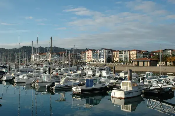 Abri Piscine Rétractable Spécialiste abri de piscine Hendaye