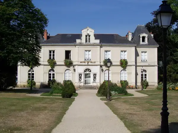 Abri Piscine Rétractable Spécialiste abri de piscine La Chapelle-sur-Erdre