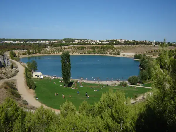 Abri Piscine Rétractable Spécialiste abri de piscine Le Crès