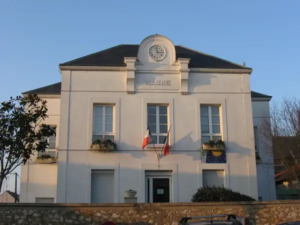 Abri Piscine Rétractable Spécialiste abri de piscine Montévrain