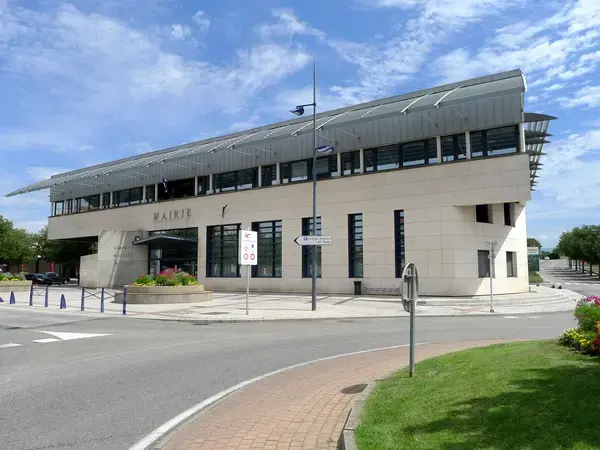 Abri Piscine Rétractable Spécialiste abri de piscine Portes-lès-Valence