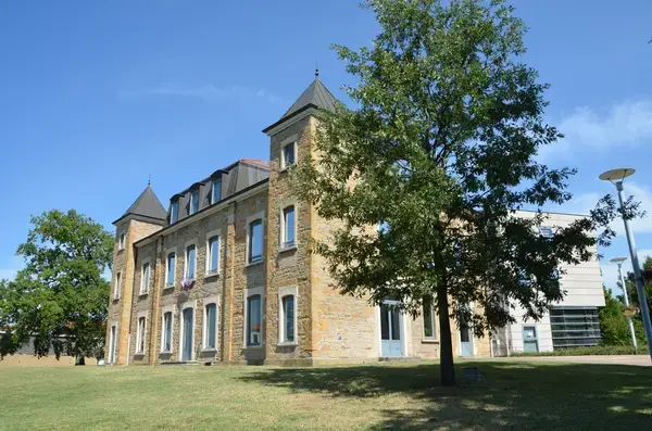 Abri Piscine Rétractable Spécialiste abri de piscine Rillieux-la-Pape