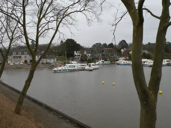 Abri Piscine Rétractable Spécialiste abri de piscine Sucé-sur-Erdre