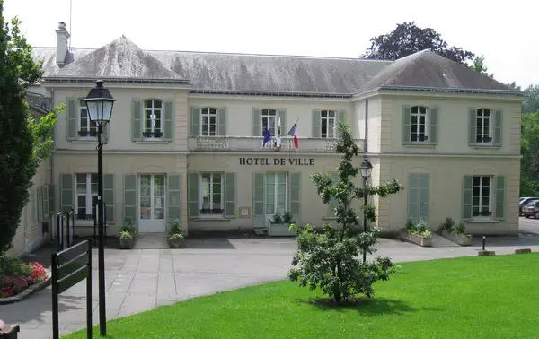 Abri Piscine Rétractable Spécialiste abri de piscine Thorigny-sur-Marne