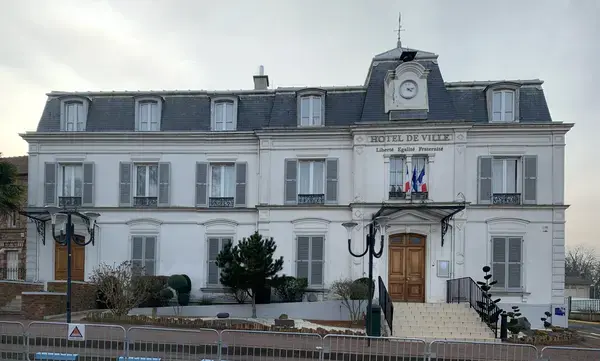 Abri Piscine Rétractable Spécialiste abri de piscine Vaujours