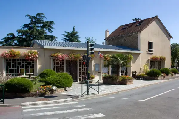 Abri Piscine Rétractable Spécialiste abri de piscine Villabé